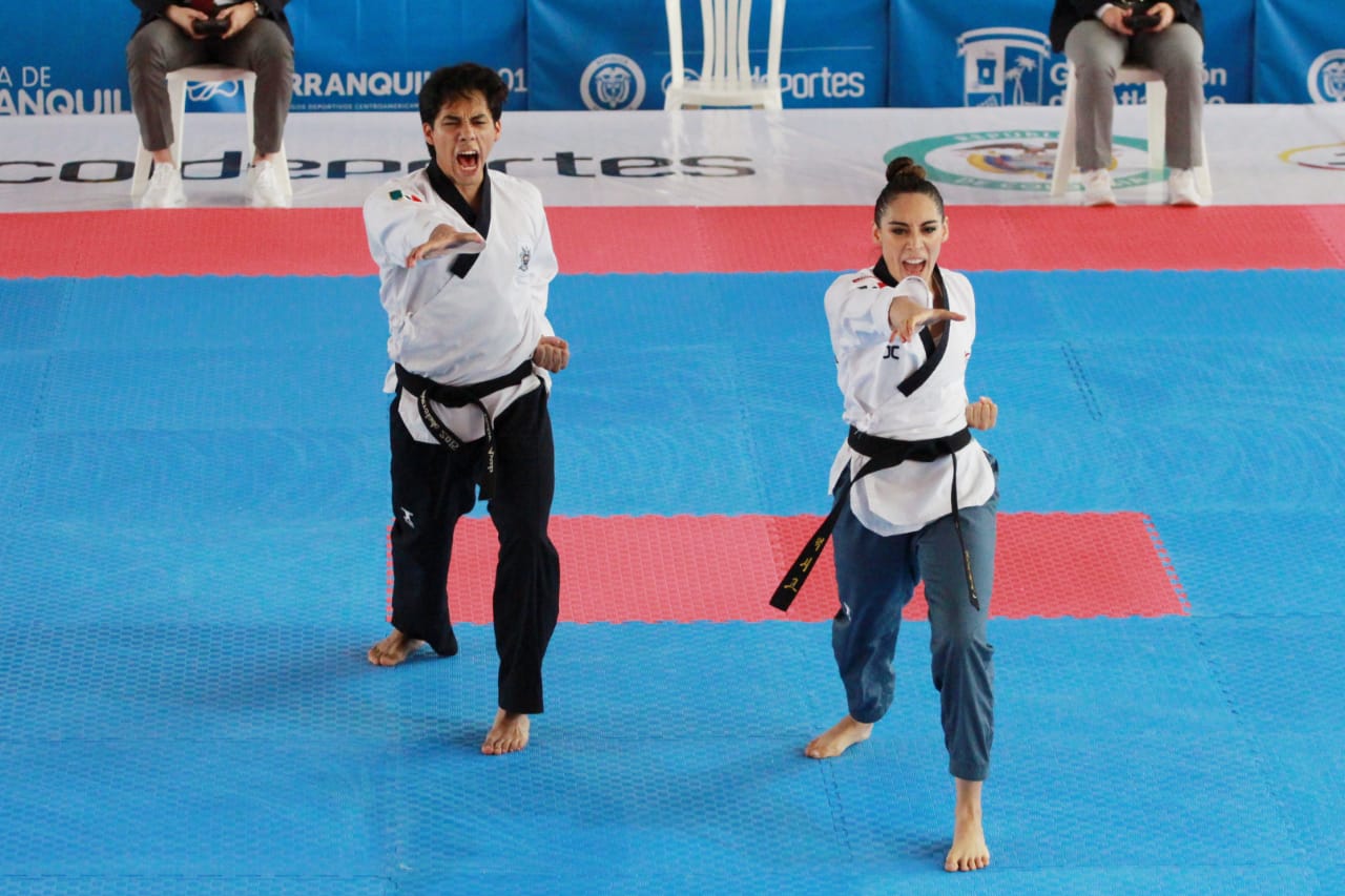 Oro para México en poomsae parejas mixtos