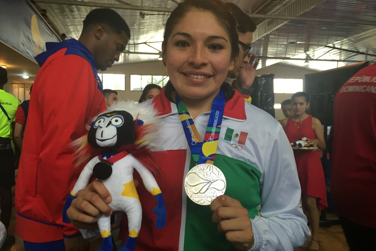 Se cuelga Quintal medalla de plata en karate