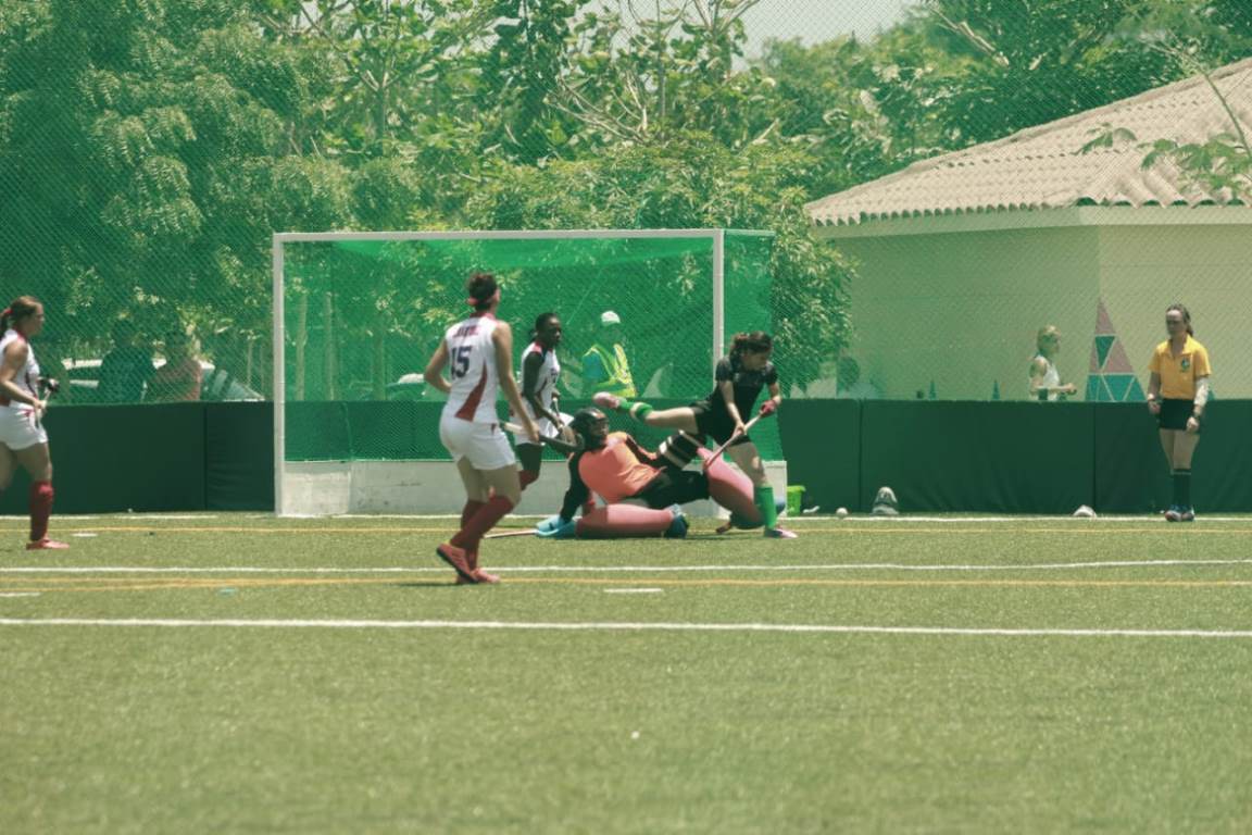 Vence México a Cuba en hockey sobre pasto.